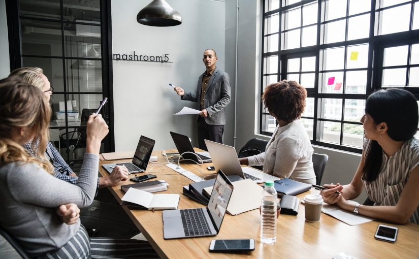 ¿Por qué invertir en capacitación empresarial para empleados?